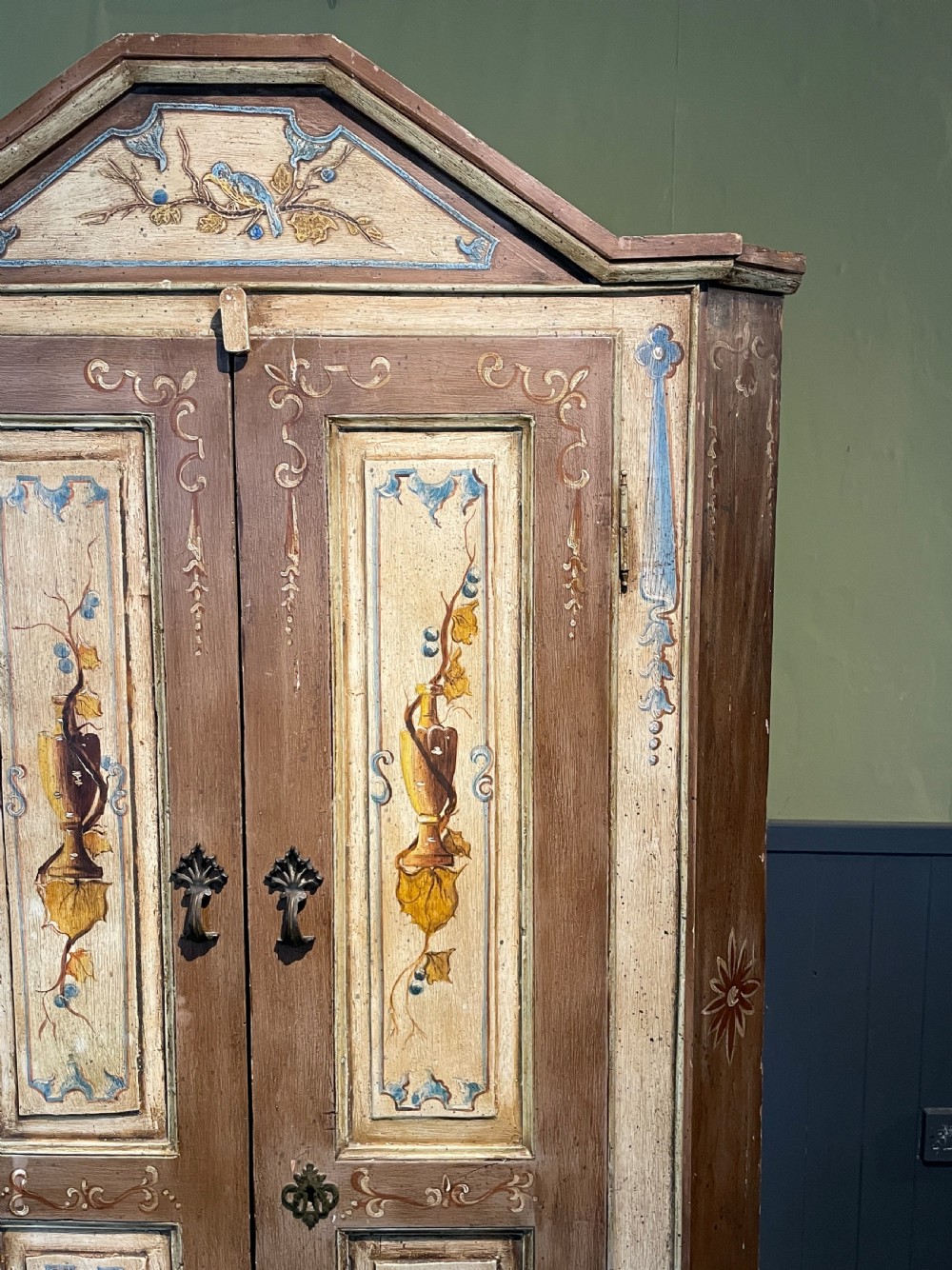 Dutch 19th Century painted corner cupboard View IV