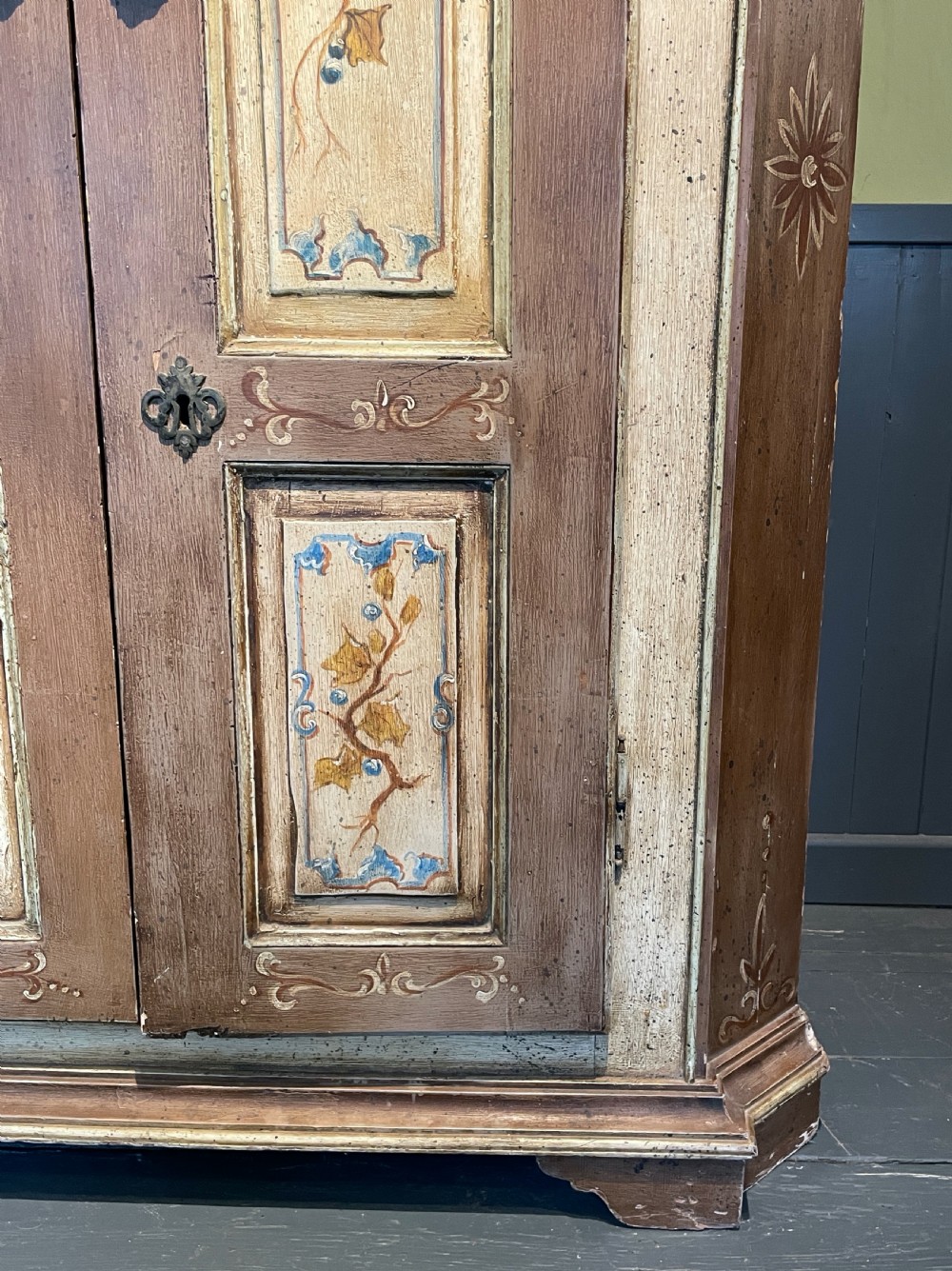 Dutch 19th Century painted corner cupboard View V