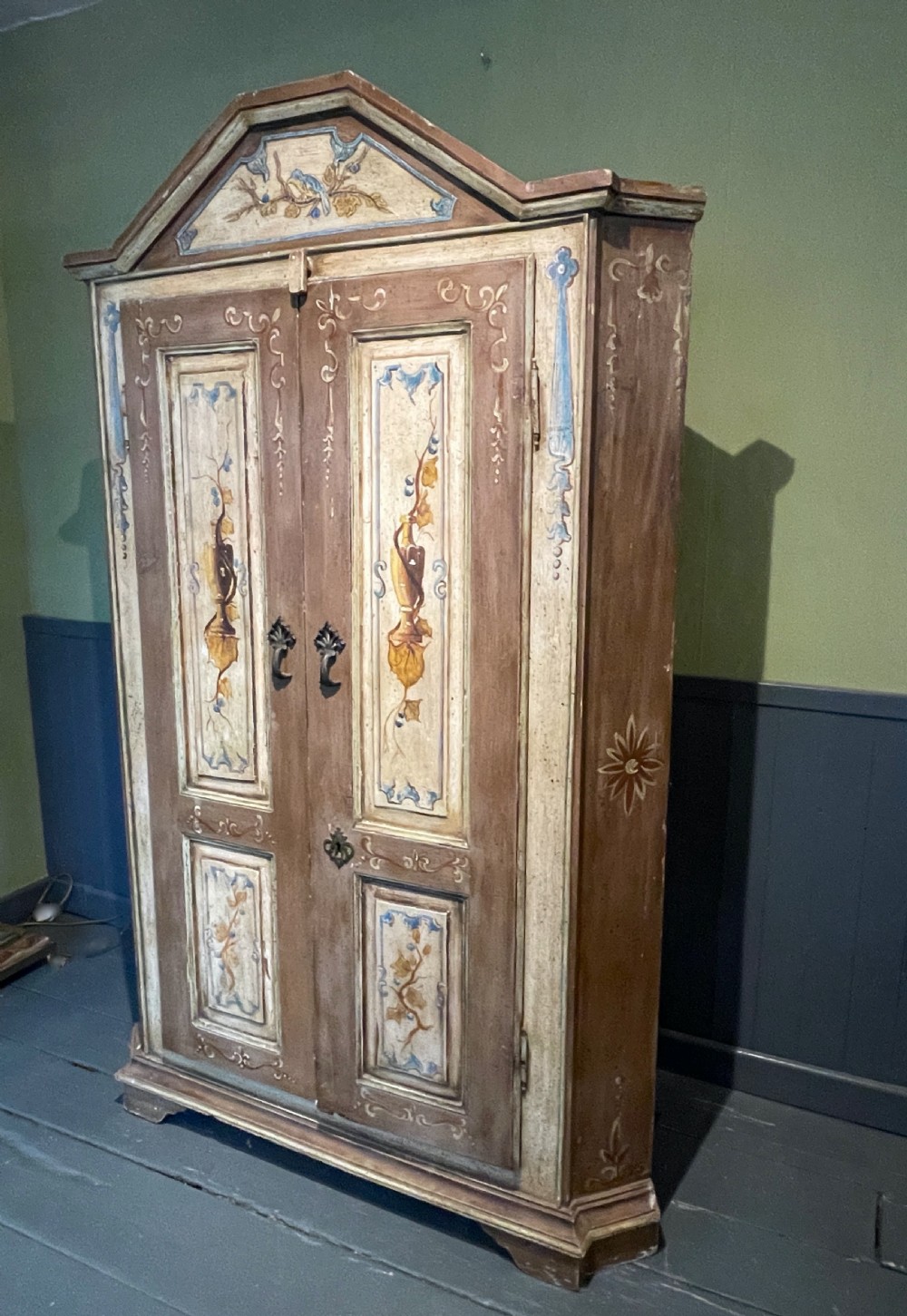 Dutch 19th Century painted corner cupboard View VI