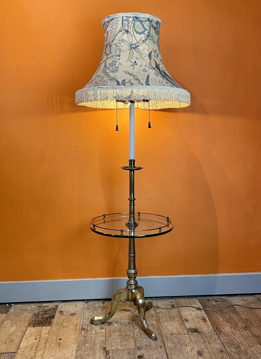 Brass & plate glass lamp table by Stiffel U.S.A. View V