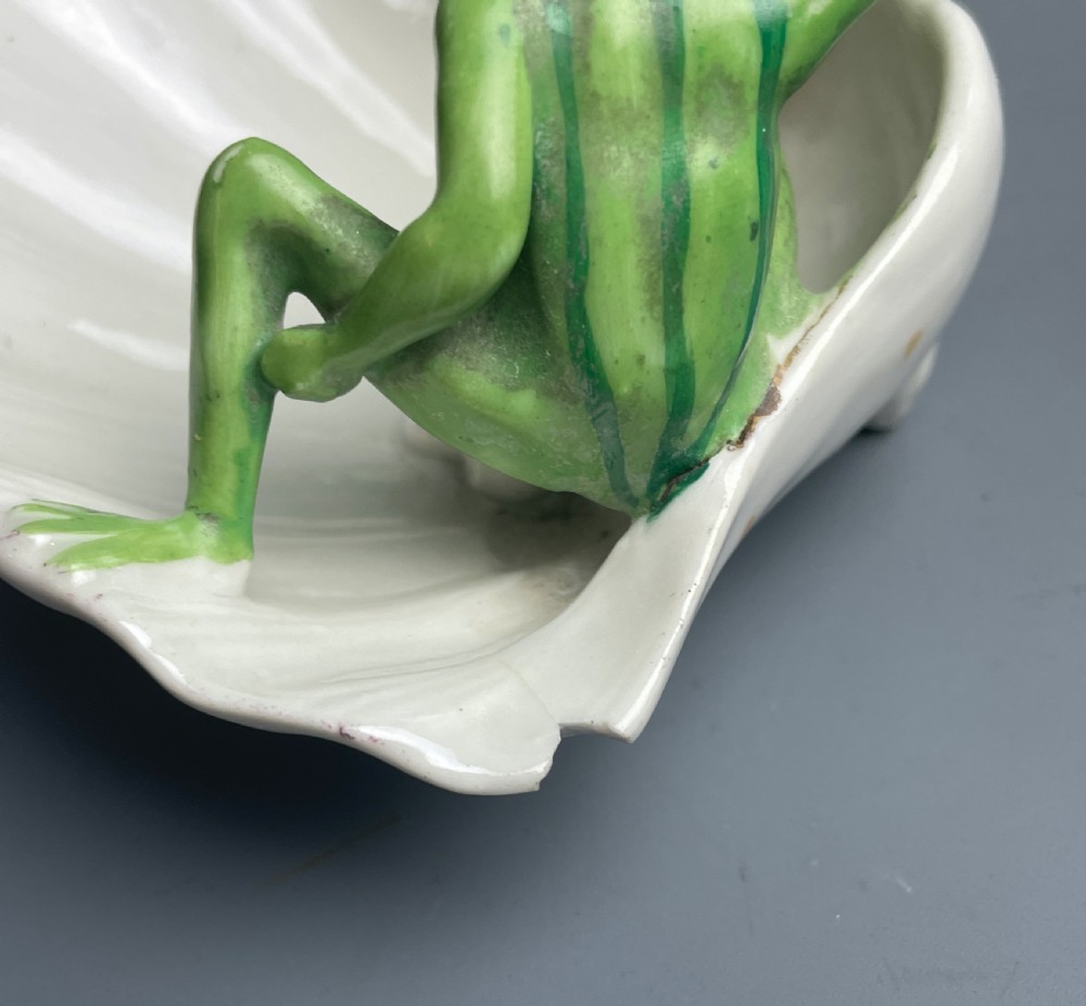 Continental novelty porcelain fairing dish of two frogs View IV