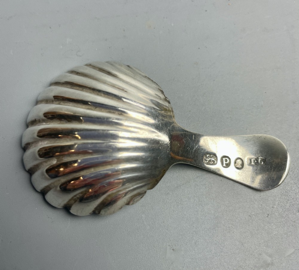 Georgian shell shaped caddy spoon by John Lambe 1790 View IV