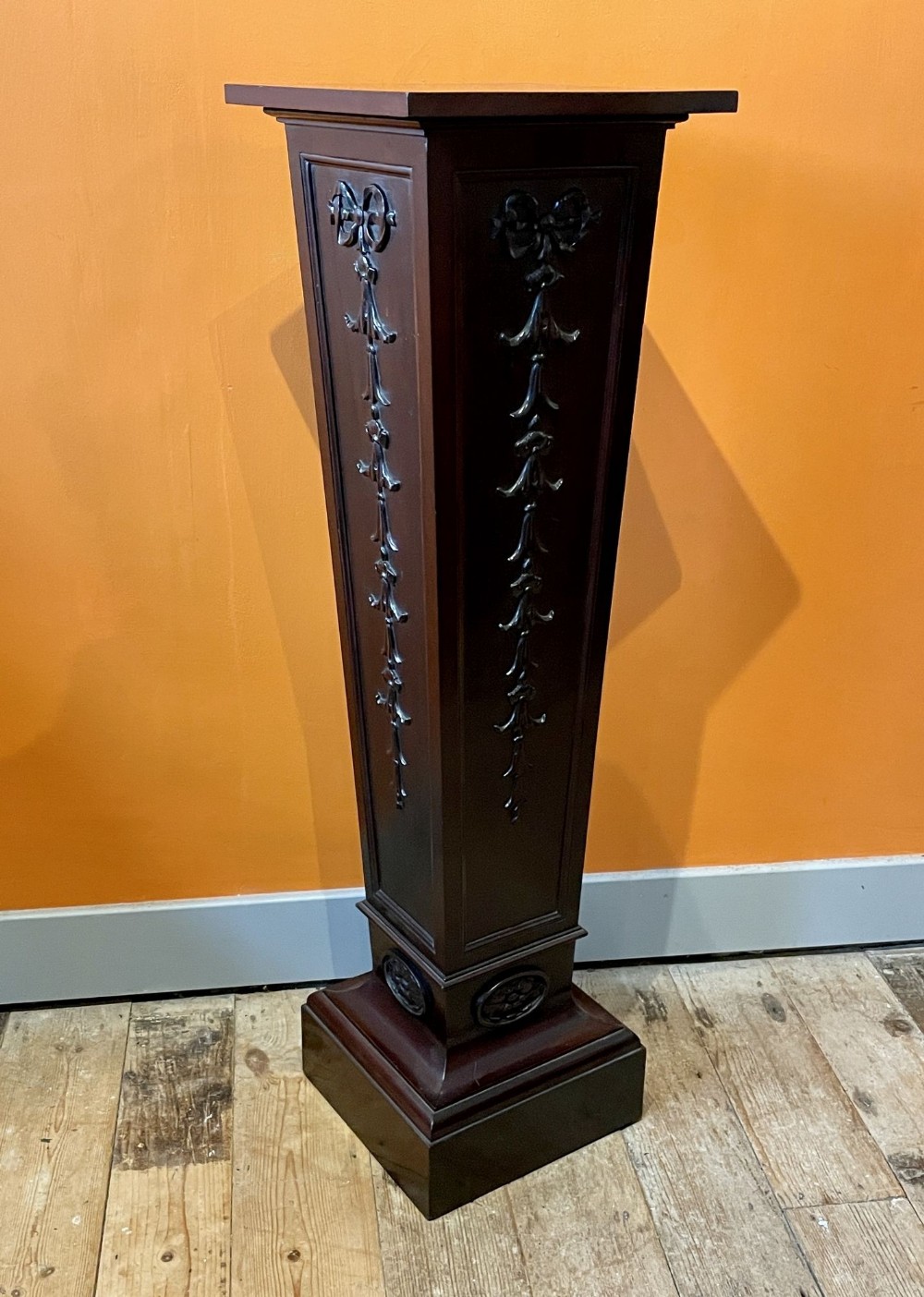 Edwardian Mahogany Ribbon Carved Pedestal Column