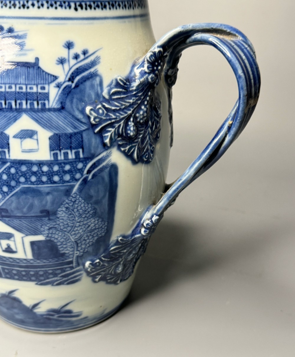 Large Chinese Export blue & white jug of barrel form View II