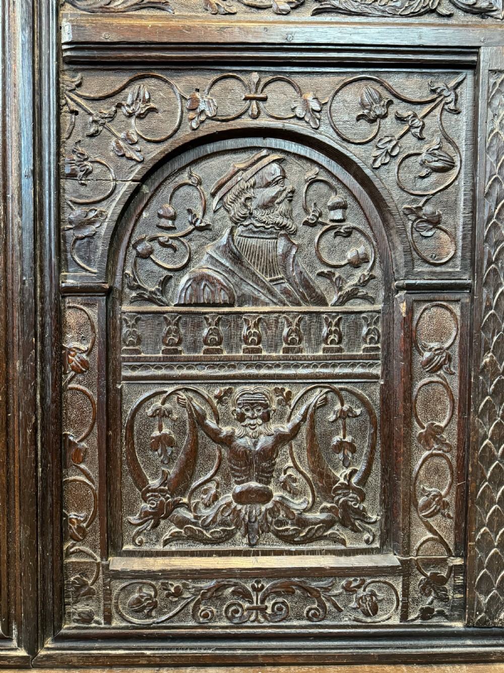 16th Century Romaine Carved Oak Portrait Panel dated 1563 View VI