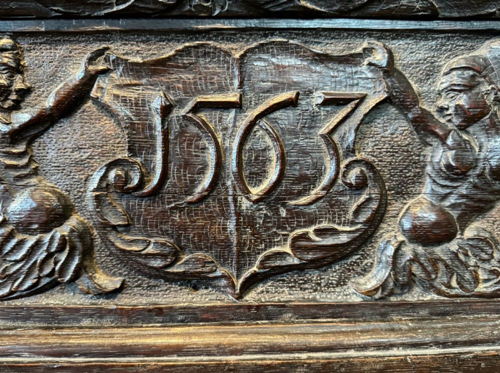 16th Century Romaine Carved Oak Portrait Panel dated 1563 View X