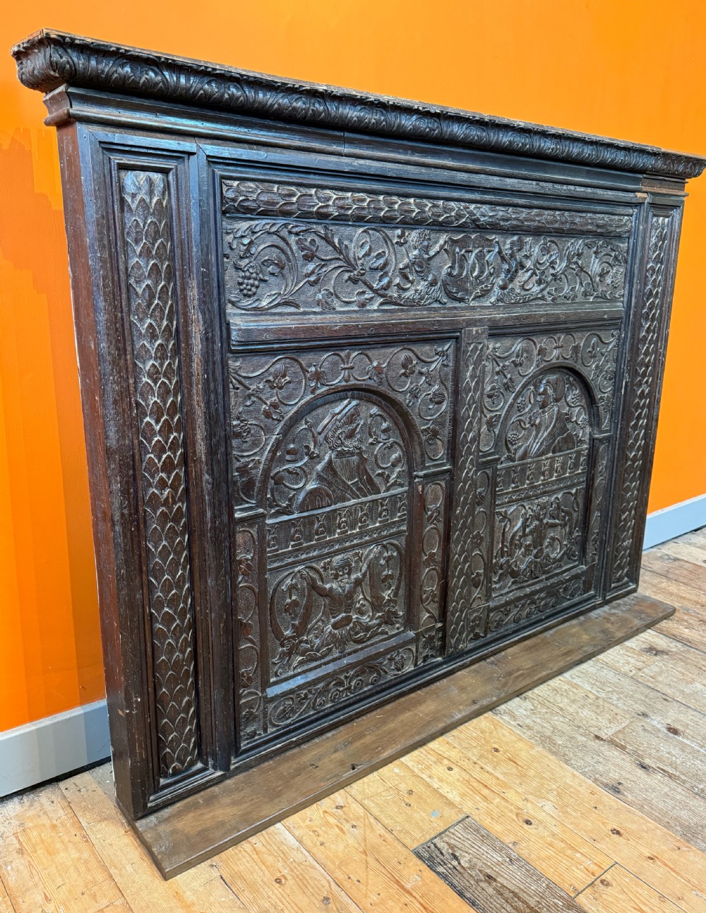 16th Century Romaine Carved Oak Portrait Panel dated 1563 View XII