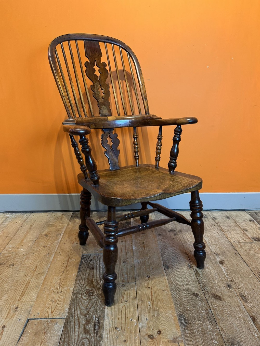 Victorian Nottinghamshire Yew Wood and Elm Stickback Elbow Chair