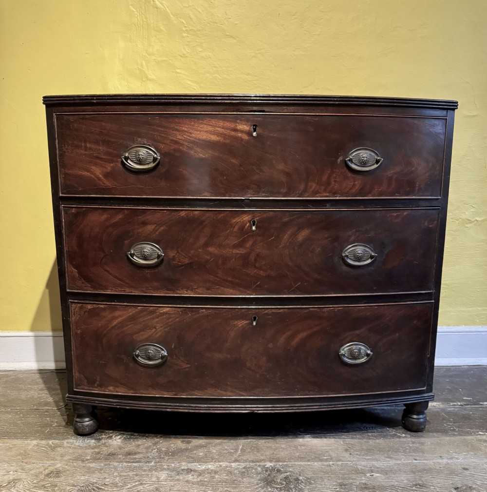 Regency Mahogany Chest of Drawers of Small Proportions
