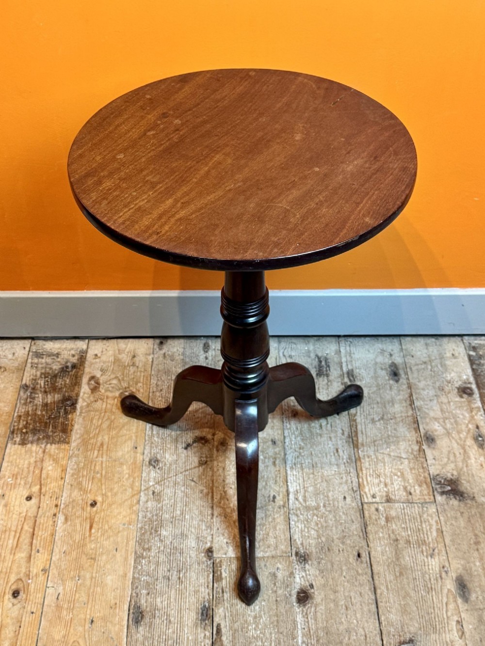 Georgian Cuban Mahogany Tip-Top Tripod Occasional Table