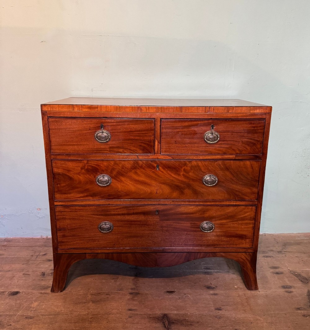 Small Georgian Mahogany Caddy Top Chest of Drawers