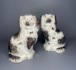 PAIR OF VICTORIAN STAFFORDSHIRE BLACK WHITE SPANIELS WALLY DOGS