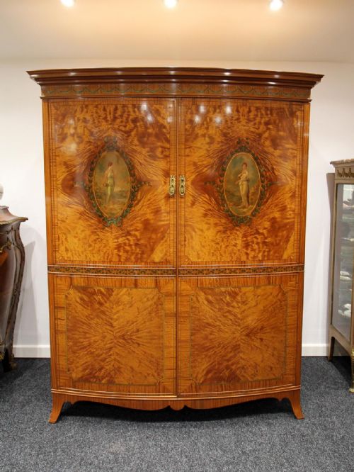 A Superb Quality Satinwood Painted Bedroom Suite
