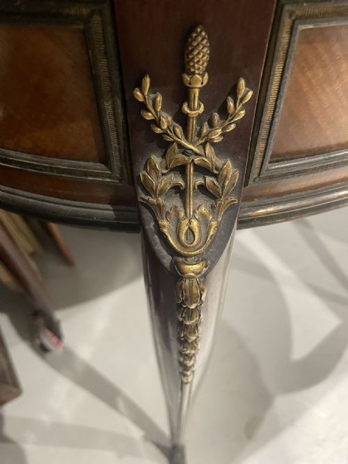 fig 3. Rare Late 19th Century Gilt-Bronze Mounted Mahogany and Vernis-Martin Decorated Vitrine, Attributed to François Linke