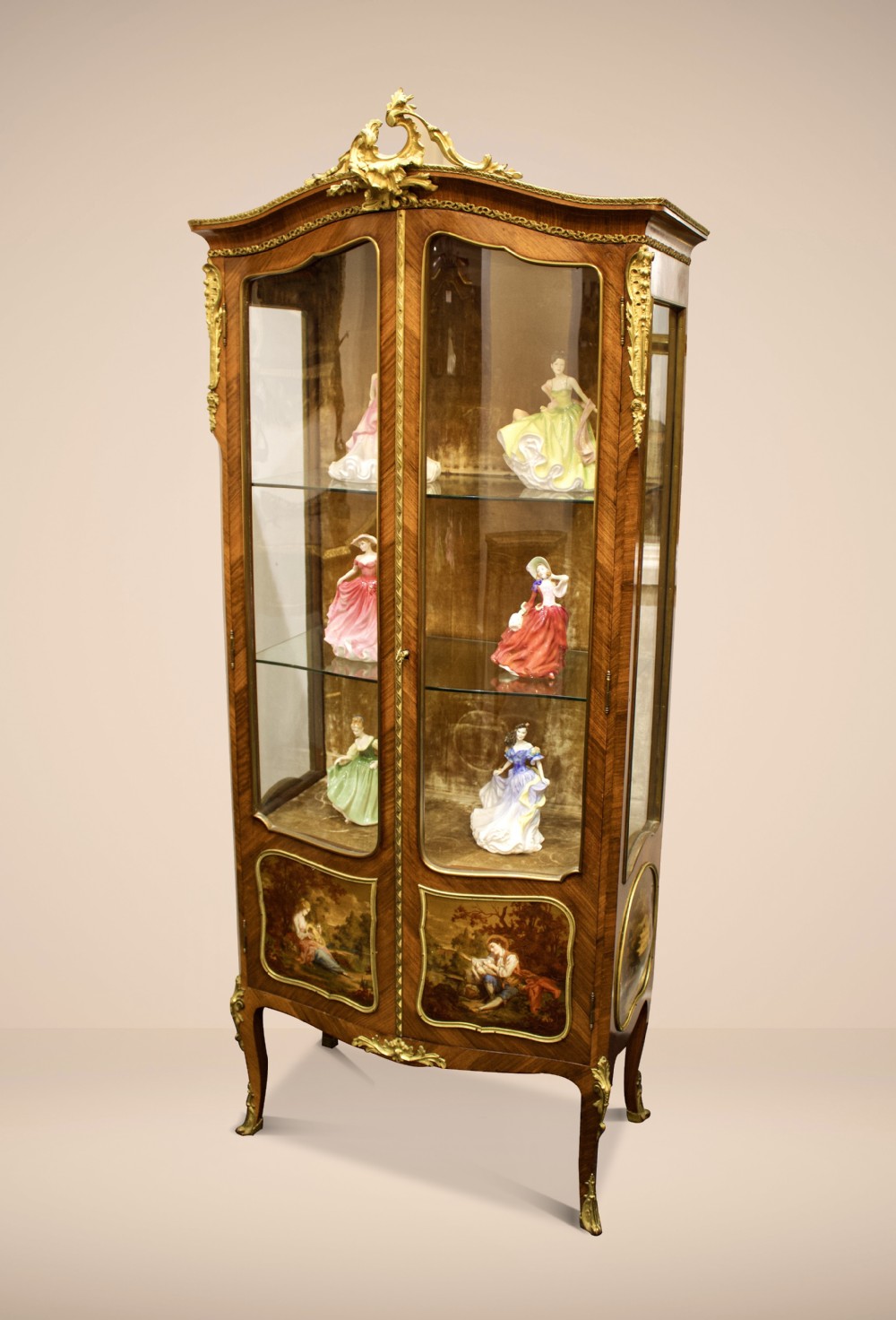 Stunning Quality Antique Kingwood, Ormolu Mounted Vernis Martin Vitrine Cabinet View VII