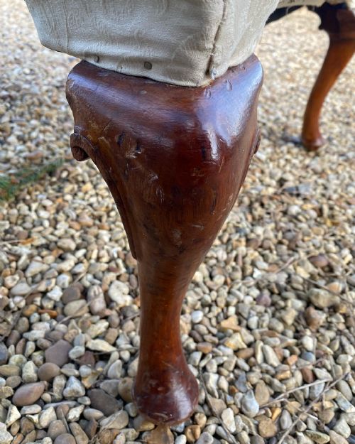 A 19TH CENTURY WINGCHAIR - ADDITIONAL PHOTO 3