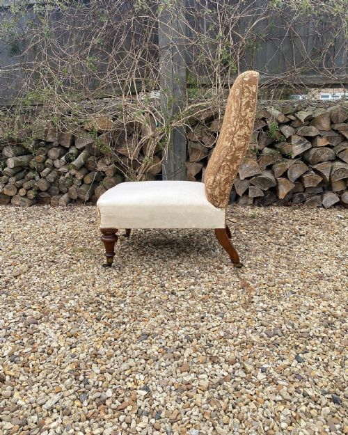 A 19TH CENTURY SLIPPER CHAIR - ADDITIONAL PHOTO 1
