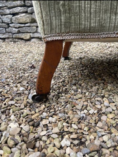 A GILLOWS ARMCHAIR - ADDITIONAL PHOTO 4