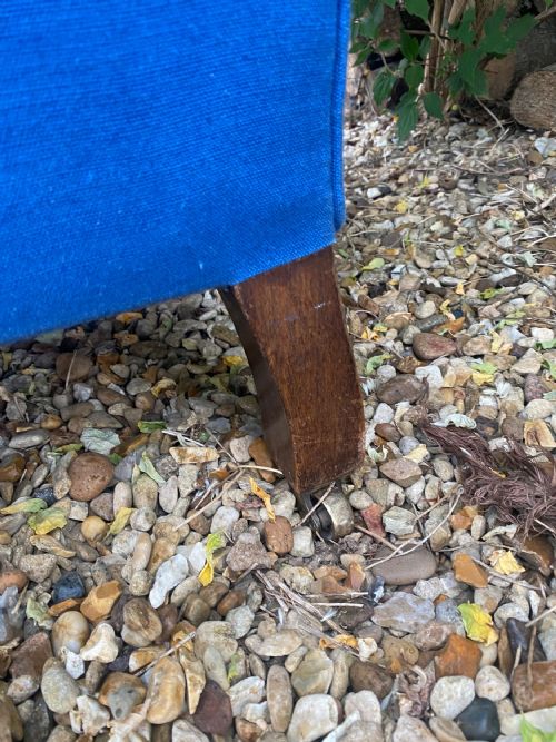 A HOWARD INGLBY STYLE ARMCHAIR - ADDITIONAL PHOTO 3