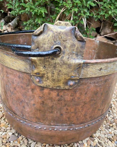 A LARGE COPPER LOG BUCKER - ADDITIONAL PHOTO 3