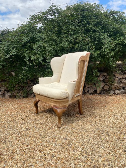 a 20th century continental wingchair - CATEGORY: ANTIQUE CHAIRS - DATED 1940