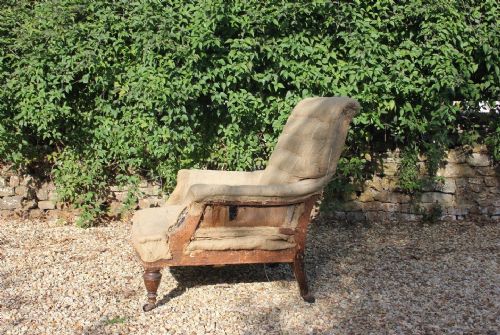 A VICTORIAN ARMCHAIR - ADDITIONAL PHOTO 2
