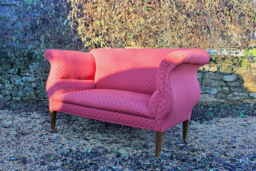 an edwardian 2 seater sofa - CATEGORY: ANTIQUE SOFAS - DATED EDWARDIAN