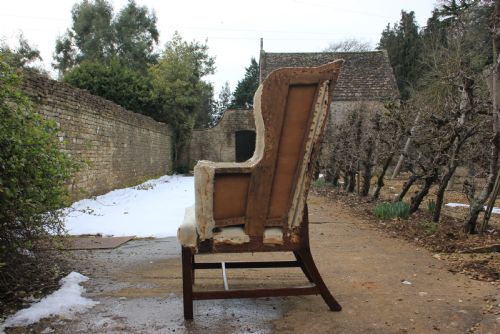 A 18TH CENTURY WINGCHAIR - ADDITIONAL PHOTO 1