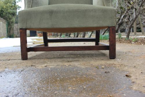 A 18TH CENTURY WINGCHAIR - ADDITIONAL PHOTO 4