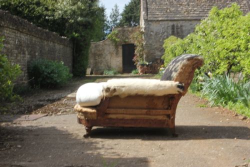 A HOWARD AND SONS CLUB CHAIR - ADDITIONAL PHOTO 2