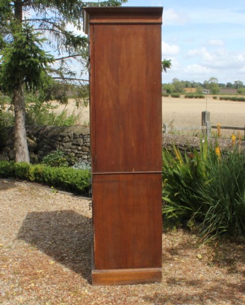A HOWARD AND SONS OAK LINEN PRESS - ADDITIONAL PHOTO 2
