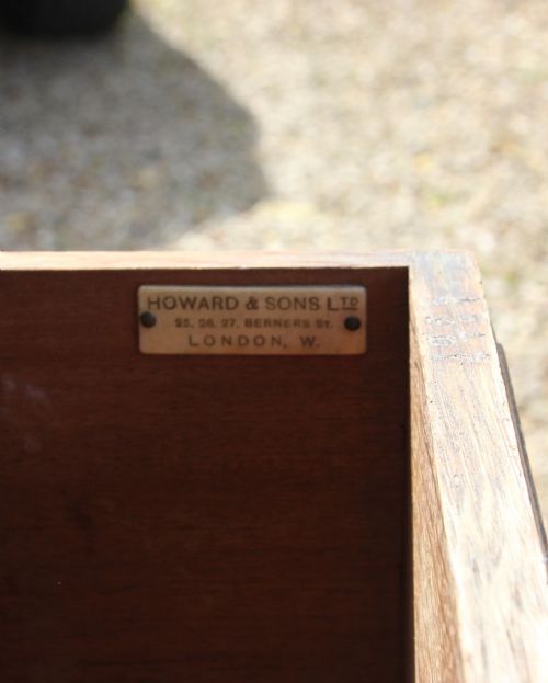A HOWARD AND SONS OAK LINEN PRESS - ADDITIONAL PHOTO 6