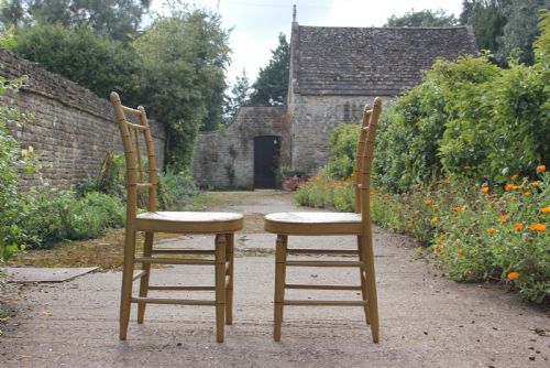 A SET OF 4 FAUX BAMBOO CHAIRS - ADDITIONAL PHOTO 2
