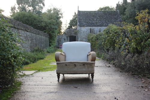 A 19TH CENTURY SCROLLEDARM CHAIR - ADDITIONAL PHOTO 1