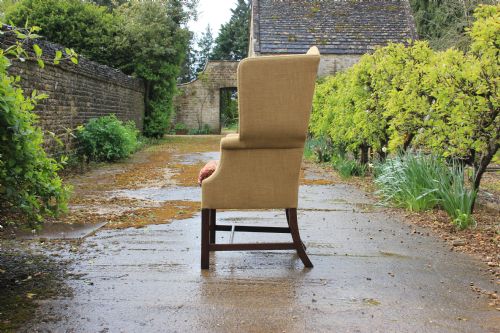 A 18TH CENTURY GEORGIAN WINGCHAIR - ADDITIONAL PHOTO 1