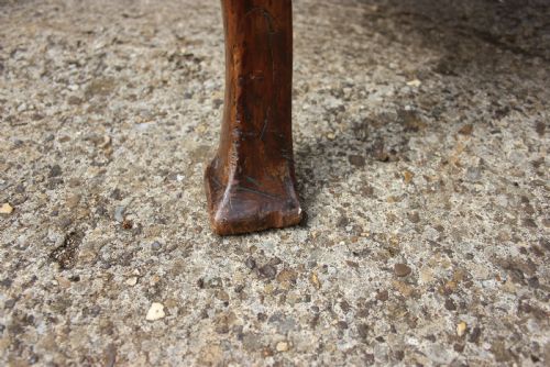AN 18TH CENTURY ELM WINGCHAIR - ADDITIONAL PHOTO 4