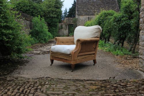 a howard style armchair - CATEGORY: ANTIQUE CHAIRS - DATED EDWARDIAN
