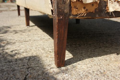A GEORGIAN CAMEL BACK SOFA - ADDITIONAL PHOTO 3