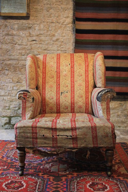 RARE AND UNUSUAL HOWARD AND SONS ARMCHAIR - ADDITIONAL PHOTO 1
