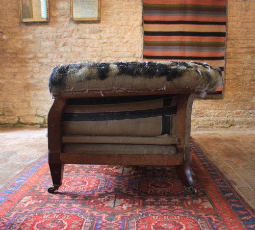 A HOWARD AND SONS SERPENTINE FRONT SOFA - ADDITIONAL PHOTO 1