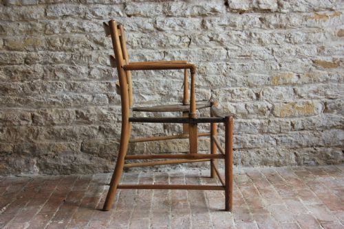 A SCANDINAVIAN NURSING CHAIR - ADDITIONAL PHOTO 3