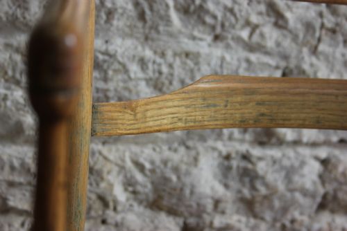 A SCANDINAVIAN NURSING CHAIR - ADDITIONAL PHOTO 4