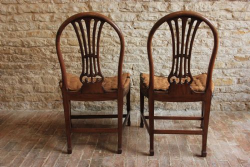 A PAIR OF MAHOGANY HEPPLEWHITE PERIOD HALL CHAIRS - ADDITIONAL PHOTO 12