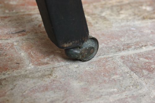 AN EBONISED REGENCY PERIOD SOFA - ADDITIONAL PHOTO 5