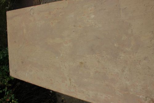 AN EARLY 19TH CENTURY CHEST OF DRAWERS - ADDITIONAL PHOTO 6