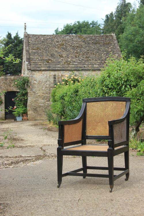 SOLID EBONY BERGERE