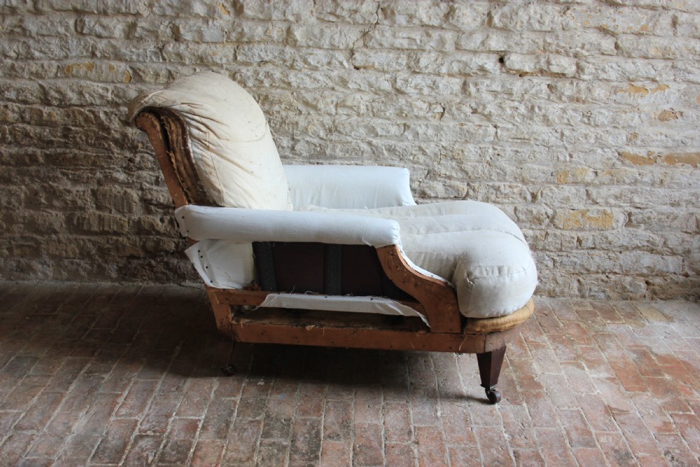 A English country house armchair View III