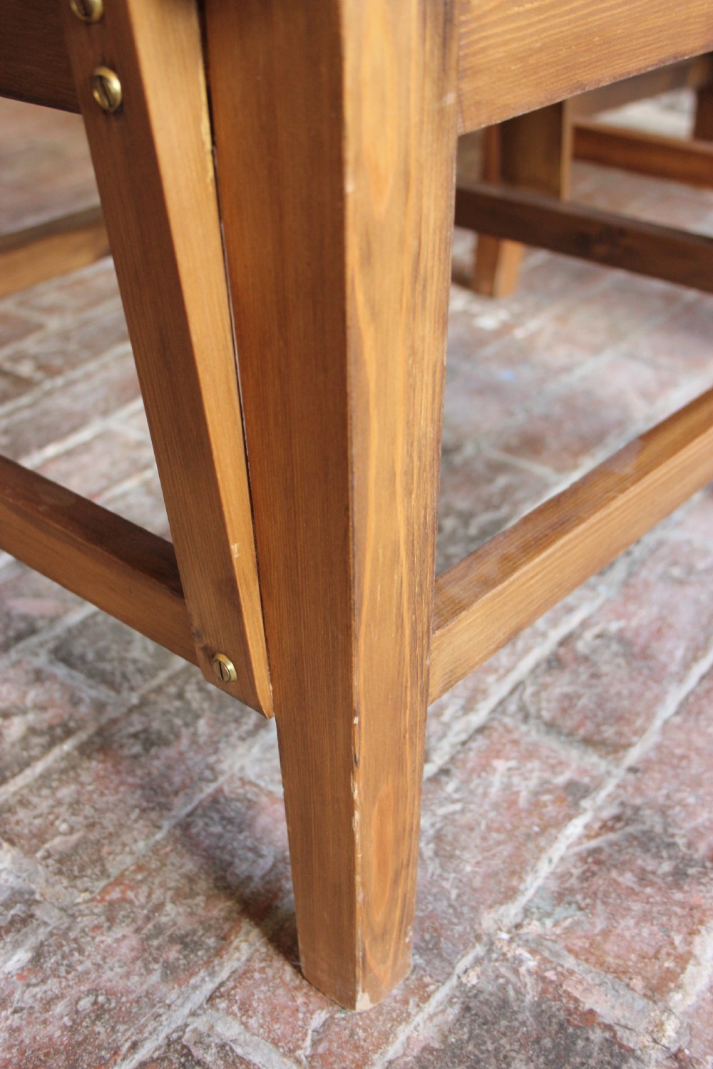 A pair of Orkney chairs View IV