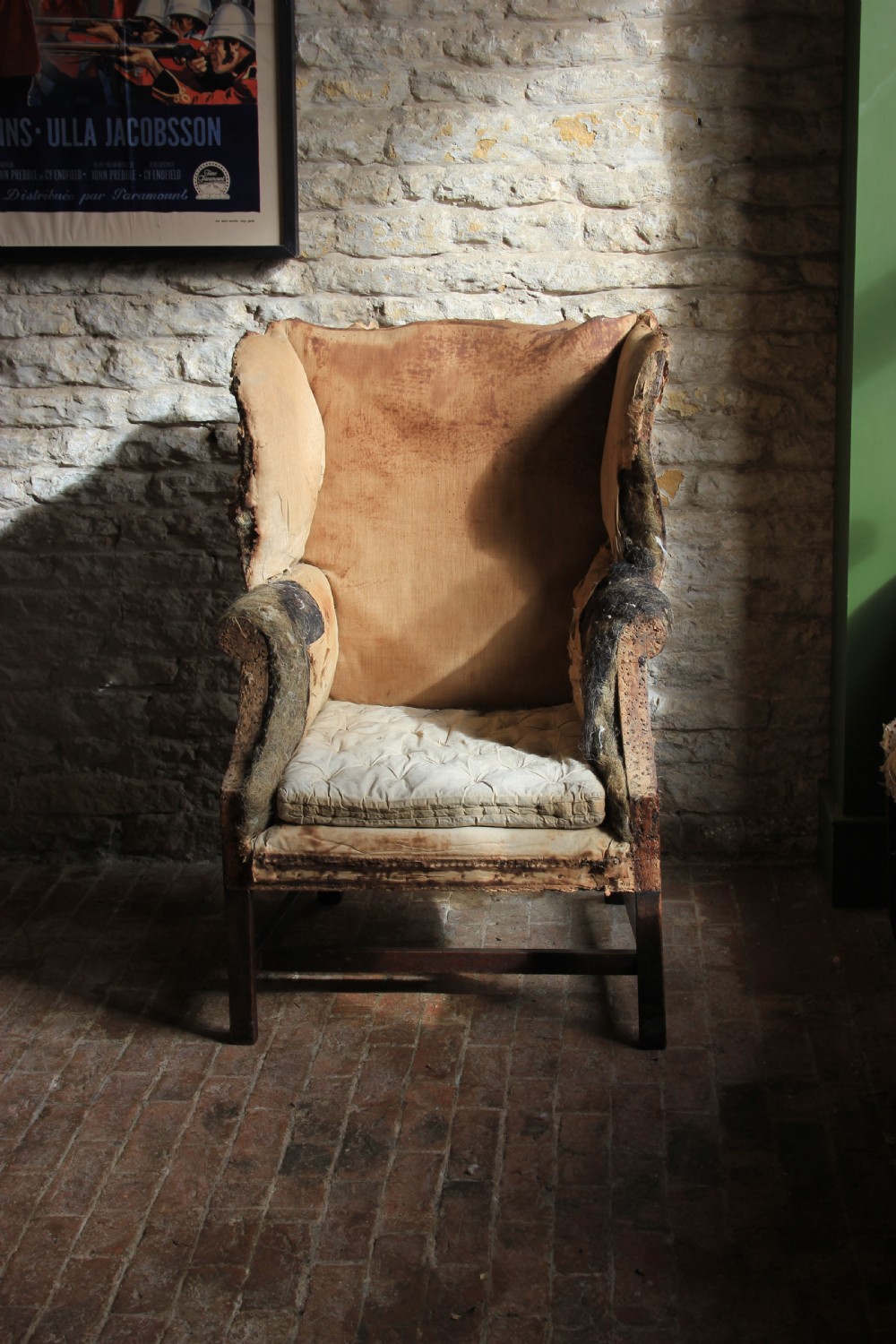 18th century wingchair View II