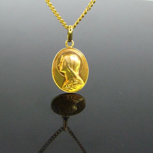 Vintage Religious Virgin Mady Medal Pendant, 18kt Gold, by Jules Holy, France, Circa 1930